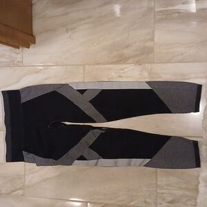 Pink Cool & Comfy Color Block Leggings - Gray/Black Med